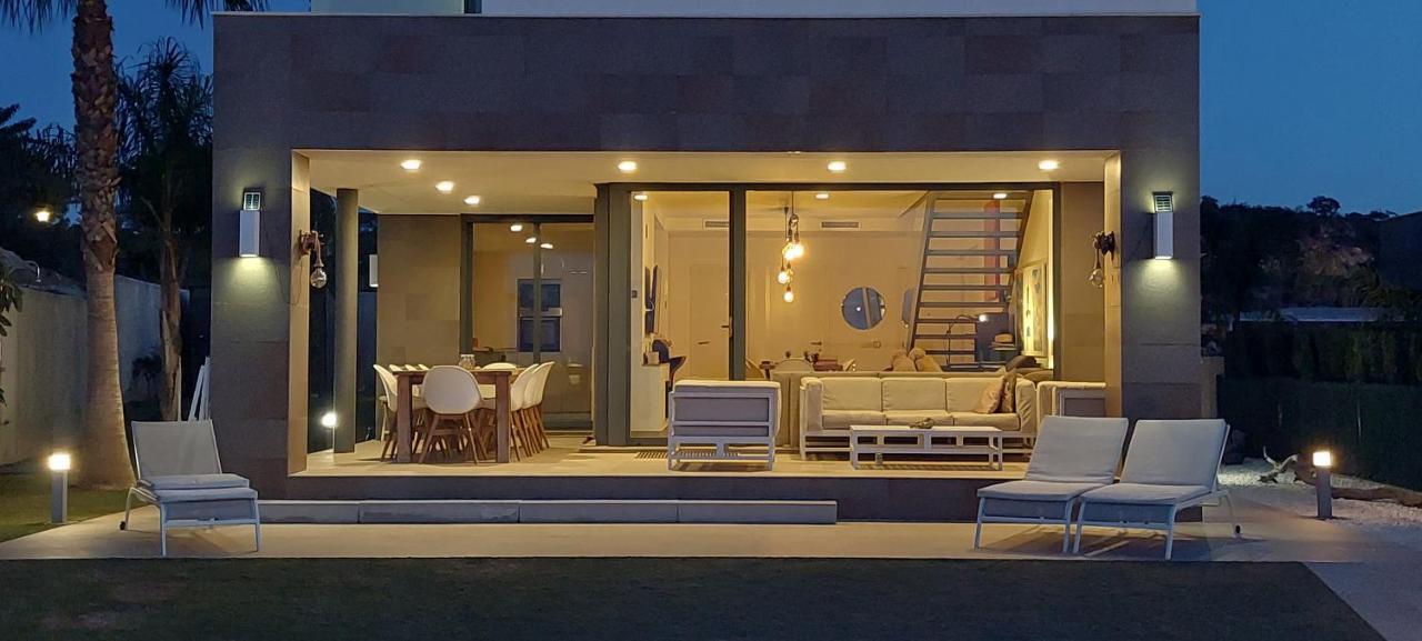 מנילבה 2260-Luxury Villa With Private Pool And Seaview מראה חיצוני תמונה